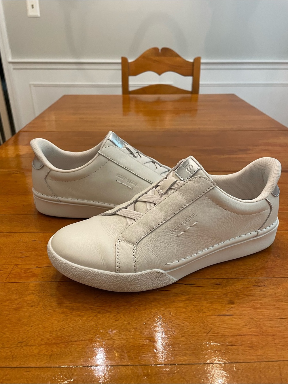 Josef Seibel Cream Leather Slip On Sneakers Size 37 (but fits like a 38)